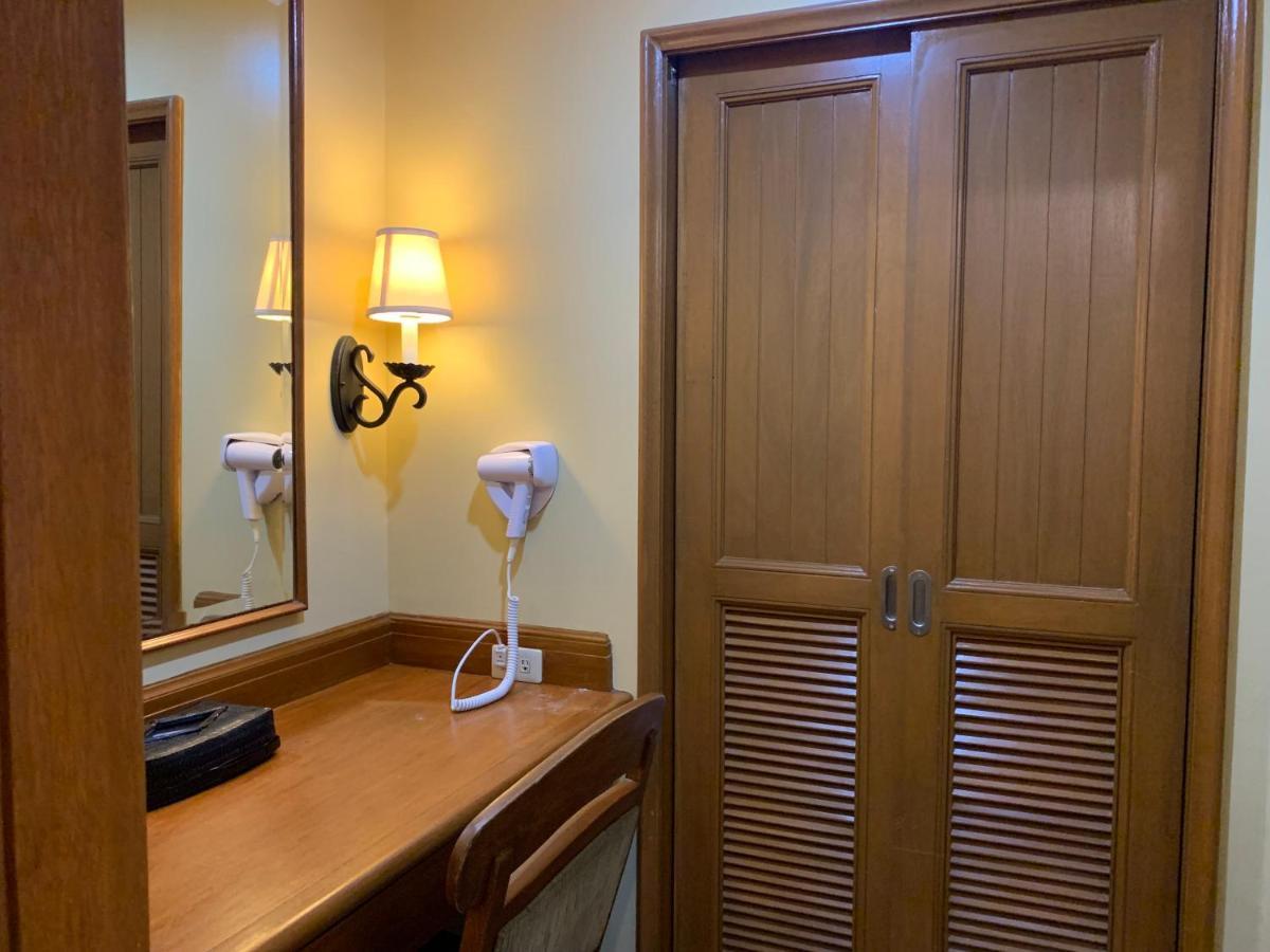 The Manor Hotel Baguio Private Unit Superior Room With A Great View バギオ エクステリア 写真